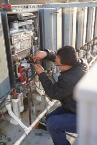 how to tankless water heaters work